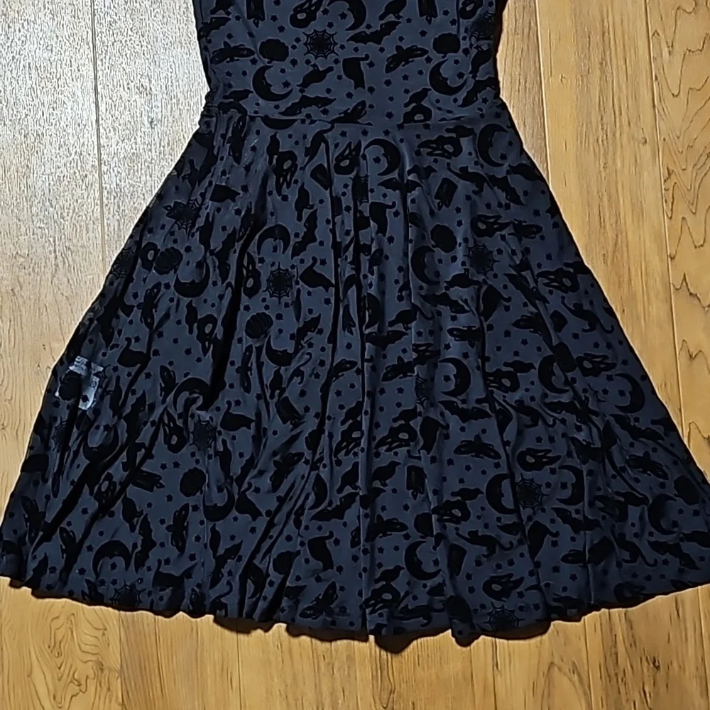 Collectif Spooky Mesh Dress - Picture 3 of 12